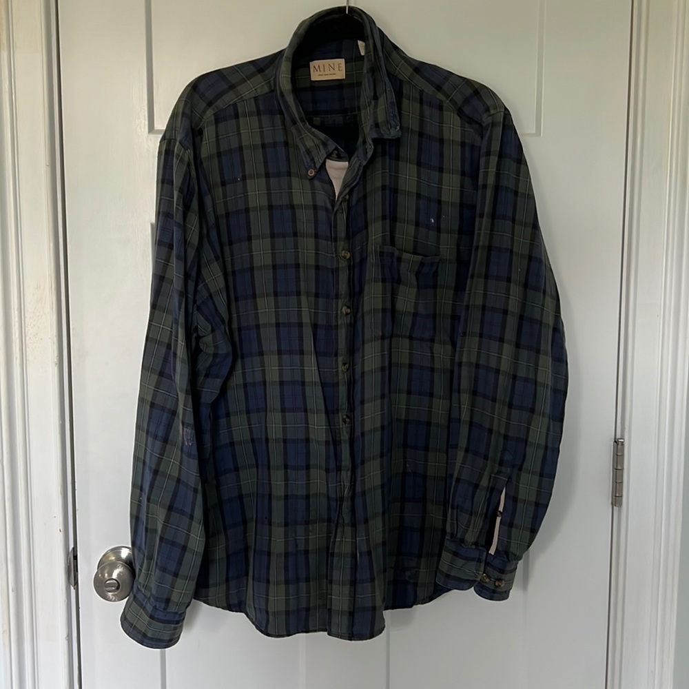 MINE men’s button up size XL
